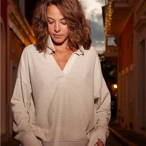 Aerie Endless Summer pullover sweatshirt - size M